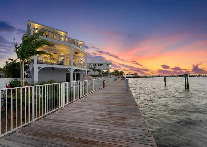 Marathon Key - Hot Tub, Pool & Boat Dock