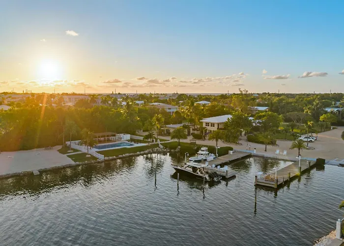 3 star hotels Seascape Resort & Marina